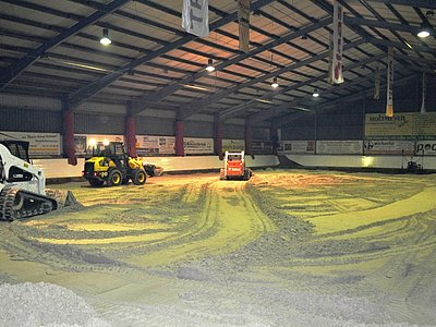 Sanierung einer Reithalle